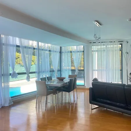 Great V4 With Private Salt Pool 펜션 *