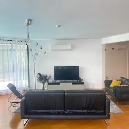 Great V4 With Private Salt Pool 펜션